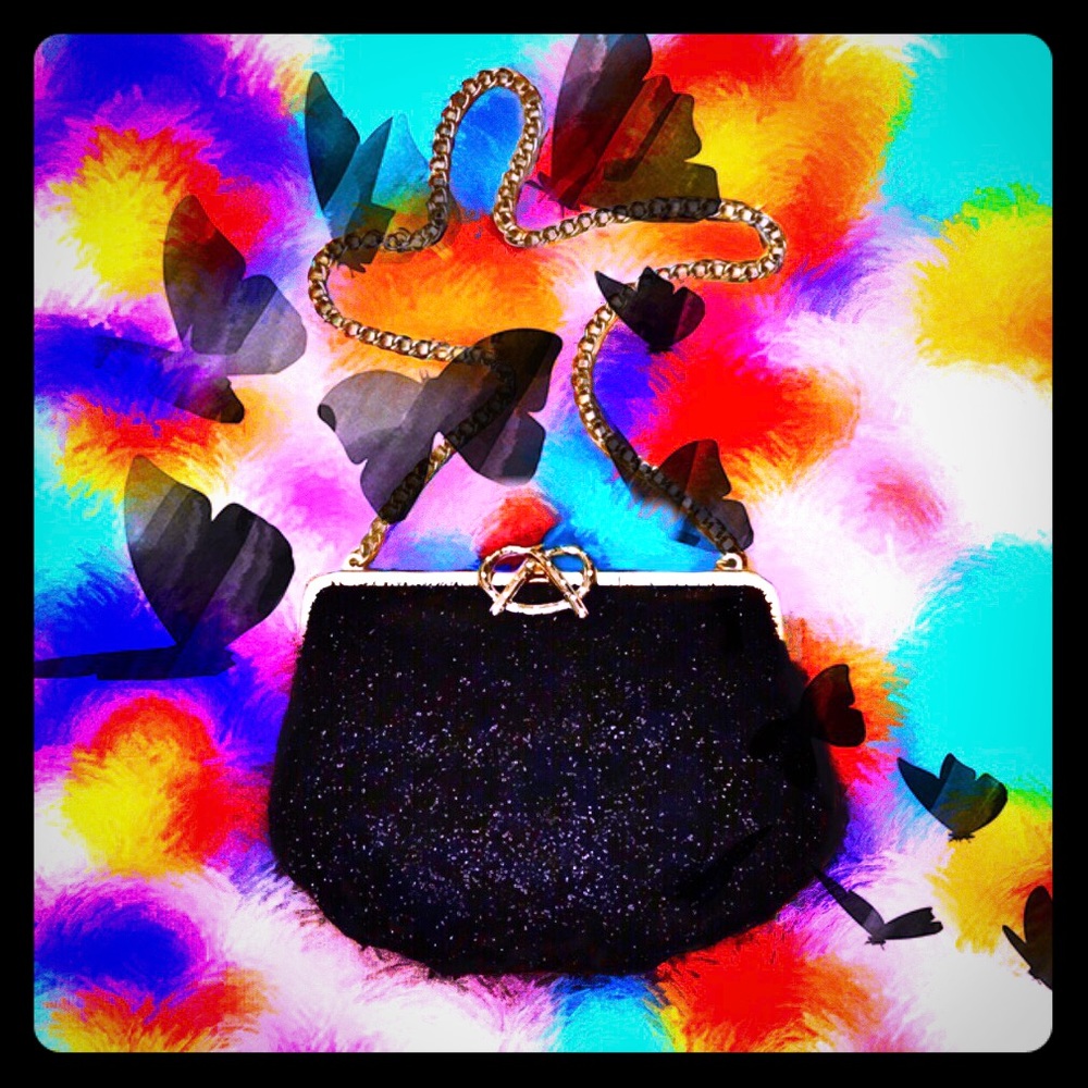 SOLD KATE SPADE FLAVIA PRETZEL SHOULDER CLUTCH BAG
